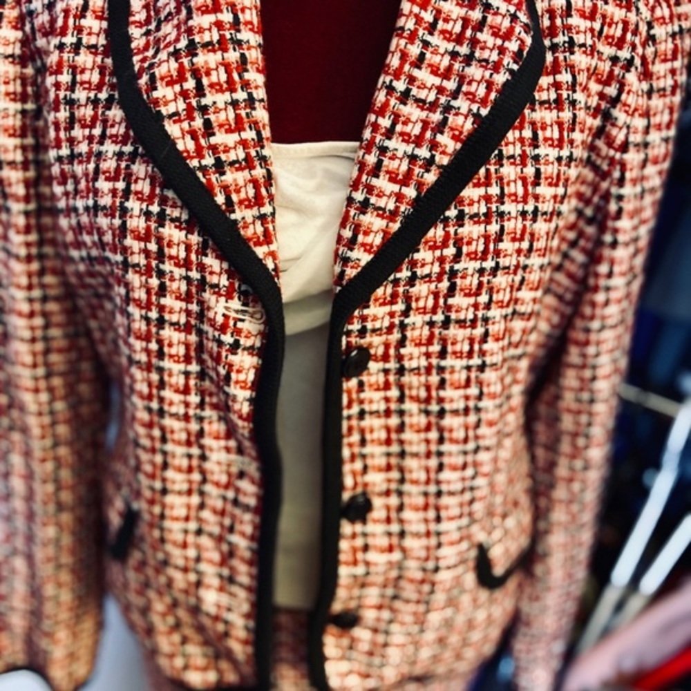 Vintage Chadwicks Petite Women’s Suit - Picture 2 of 8